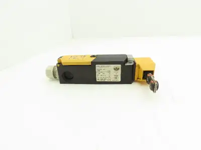 Used PILZ _UNKNOWN_ Relays & Switches Indiana US | Arrow Industrial #1408355