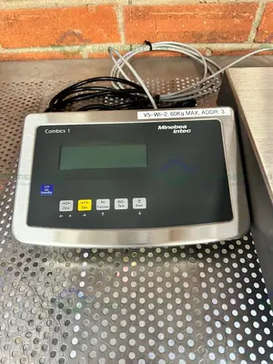 Used MINEBEA INTEC CAPS1U-100EE-LU STAINLESS STEEL SCALE 18X18 W/ CAIS1-U, 130LBS Scales California US | Equipment Lab #1394839