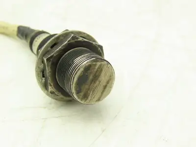 Omron E2FM-QX5D1-1 Inductive Proximity Sensor 10" Cut Cable