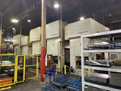 USED 1985 KOMATSU PRESSES KOMATSU E2P-300 PRESS