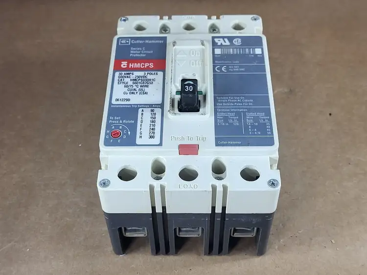 Used CUTLER-HAMMER HMCPS030H1C Switchgears British Columbia CA | Lenmark #409317