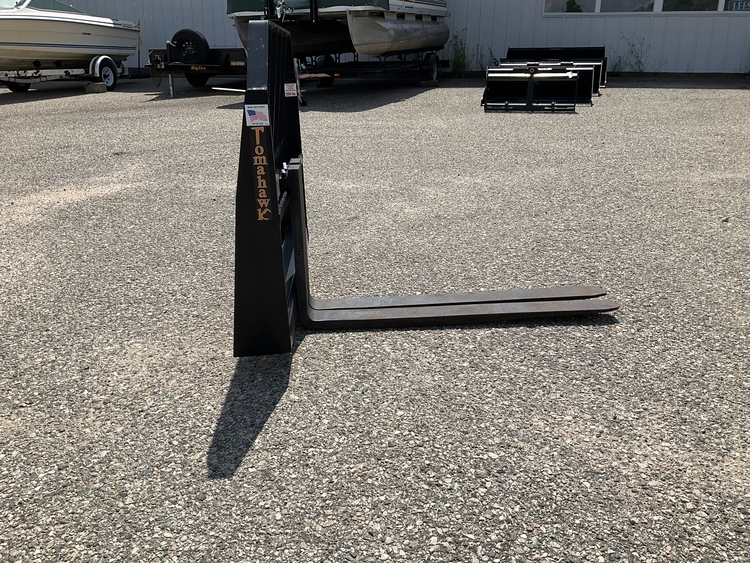 Used TOMAHAWK 42" FORKS AND FRAME Pallet Forks Michigan US | Miedema Asset Management Group #1342562