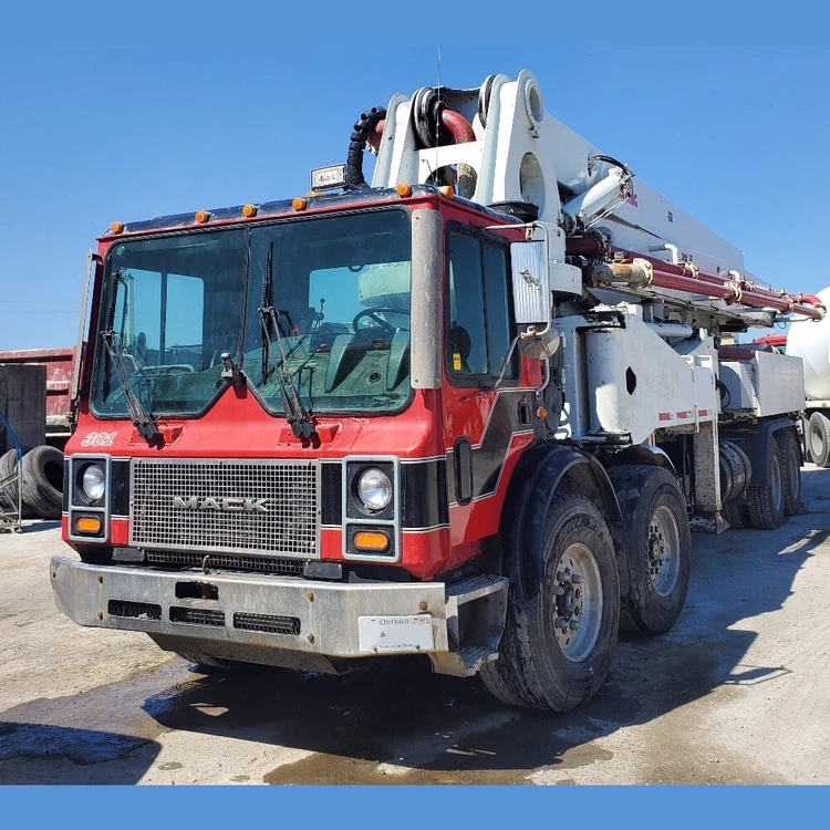 Used _UNKNOWN_ 688S Concrete Pumps British Columbia CA | Savona Equipment LTD #1167454