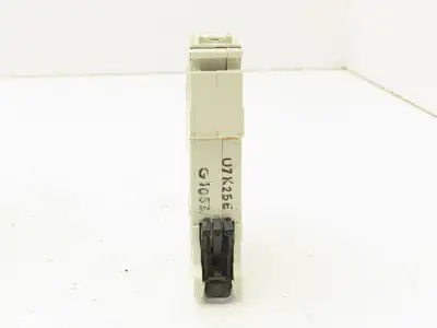 ABB S201UDC-K25A Single Pole Circuit Breaker 25A DIN Mountable Lot of 6