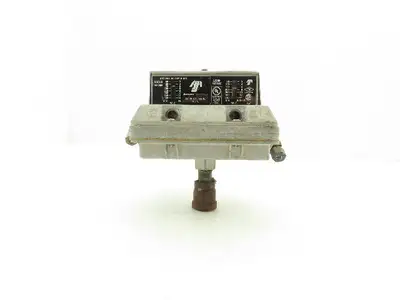 Used ANTUNES CONTROLS _UNKNOWN_ Relays & Switches Indiana US | Arrow Industrial #1445227