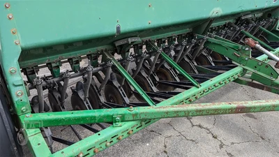 USED JOHN DEERE 8300