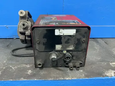 Used LINCOLN ELECTRIC POWER FEED 10M Wire Feeders Ohio US | HGR 24 #1343547