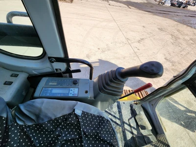Used 2006 KOBELCO SK235SR LC-1E Crawler Excavators | Abele Tractor #1342797