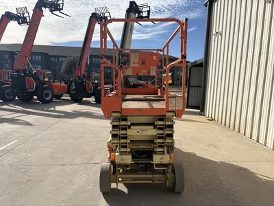 Used 2020 JLG 3246ES ELECTRIC SCISSOR LIFT Scissor Lifters Alberta CA | Adcock Equipment #1418012