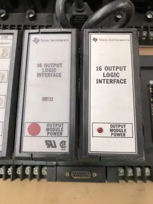 Texas Instruments 6MT 32-bit PLC I/O Logic Interfaces w/ 3 Chassis / 28 Modules