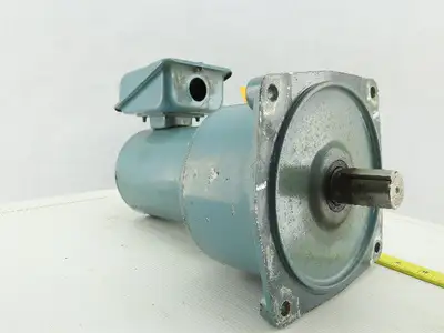 World Energy GTR GOB-4217 1KW 200/220V 3Ph 4.51/4.53RPM Inline Gear Motor