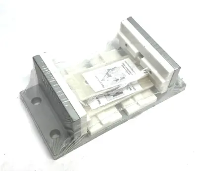NEW 80/20 DOUBLE FLANGE SHORT STANDARD LINEAR BEARING, 15 SERIES, 4 SLOT MO