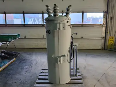 112.5 kVA Three Phase Distribution Transformer Pri 4160V, Sec 600Y/347V