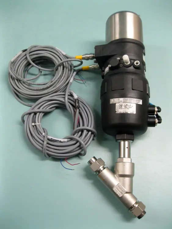 Used Burkert 8802 Valves/Fittings New Hampshire US | Bitter End Trading #1127976