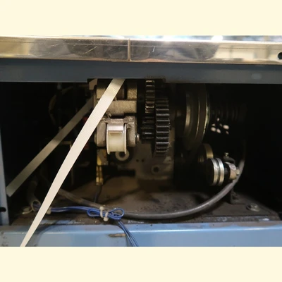 220 LB Stapping Machine