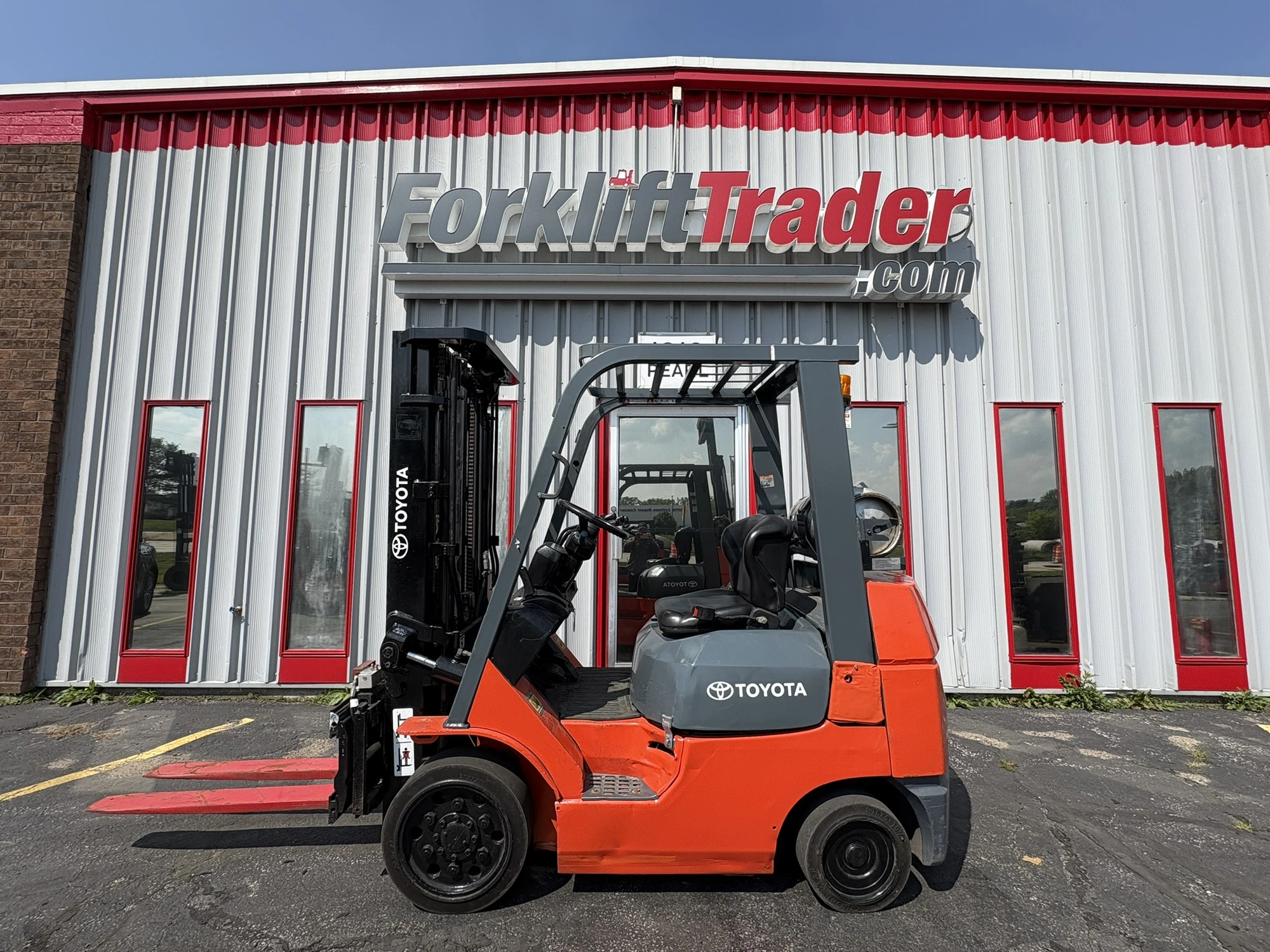 USED 2003 TOYOTA 7FGCU25