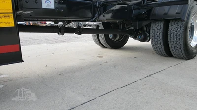 New | in-Stock 2025 MACK MD6 Rolloff Trucks Texas US | Roll Off Truck World #1491867