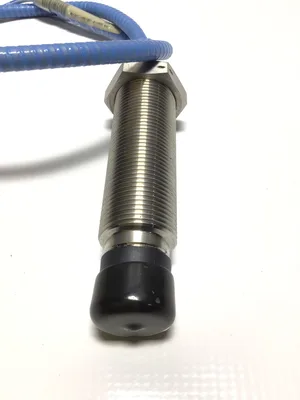 Bently Nevada 330851-01-000-040-10-01-00 Proximity Probe 25mm