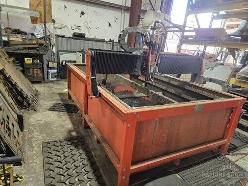 Used 2014 BURNTABLES 48WJ Waterjet Cutters Georgia US | The Equipment Hub 9 #163068