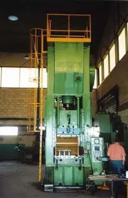 USED SPIERTZ 320 TON