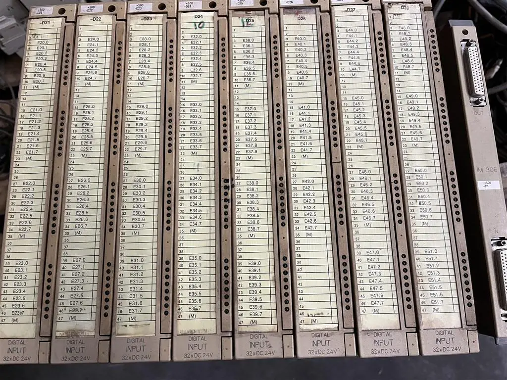 USED SIEMENS 6ES5 430-7LA12 DIGITAL INPUT 32 X DC 24V