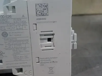 NEW ALLENBRADLEY 100E26KD00
