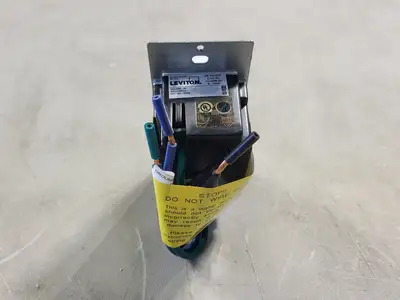 NEW LEVITON ODS15-IDW