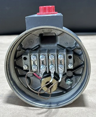 NEW FISHER RH2 TMP-835