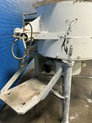Beardsley & Piper Mixer  34” X 24” Sand Mixer