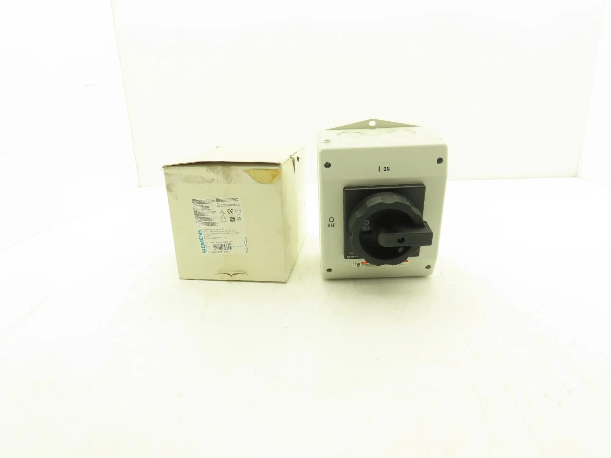 Siemens 3LD2565-1GP51-0US2 Rotary Disconnect Switch 63A 600VAC