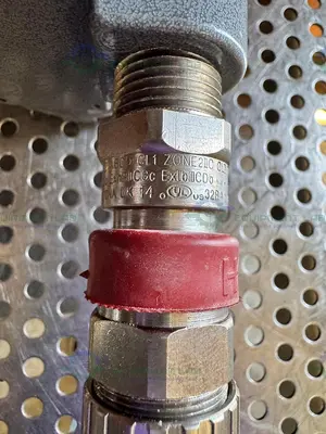 Used DWYER TTE-104-W TEMPERATURE TRANSMITTER 10-35 VDC Transducers California US | Equipment Lab #1437667