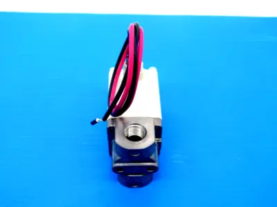 NEW SMC VX220AAB 2 PORT VALVE