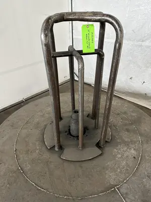 60" HORIZONTAL MANUAL PULL UNCOILER. STOCK # 0509419