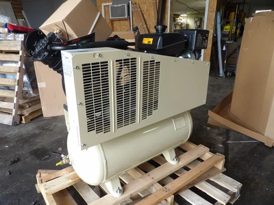 Used _UNKNOWN_ _UNKNOWN_ Tank Mounted Air Compressors Michigan US | Miedema Asset Management Group #1320187