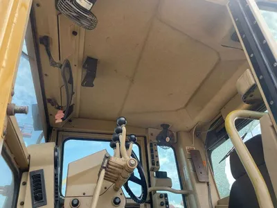 2000 Caterpillar 140H
