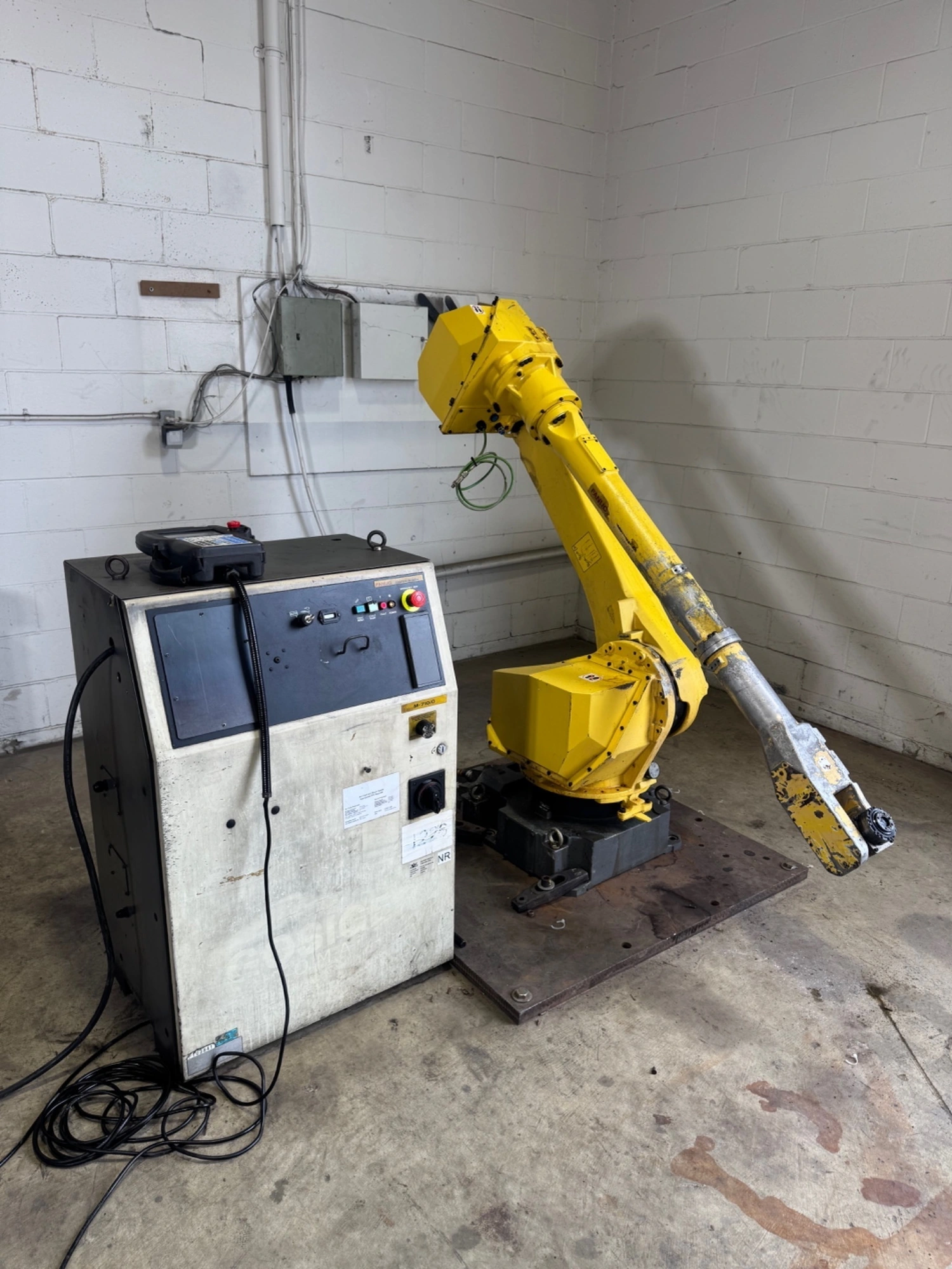 USED 2010 FANUC FANUC M710IC/20L