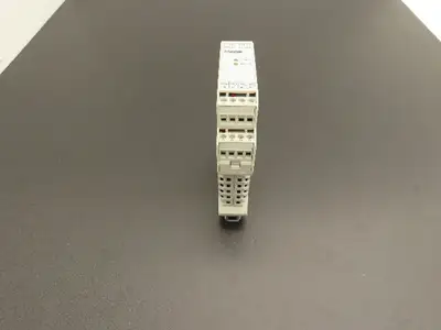 Mazak CIA3SX1R1G08-MA Interface Adaptor 24vDC IP20 DIN Mountable