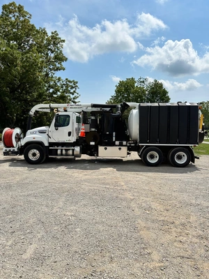 2020 SUPER PRODUCTS CAMEL Combination Sewer Cleaner | VacSource (4)