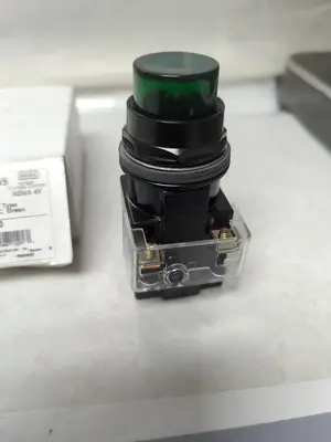 New | in-Stock SIEMENS SIEMENS ,52 PX4G3 Light Source Equipment Ohio US | Surplus Asset Holdings #1246947
