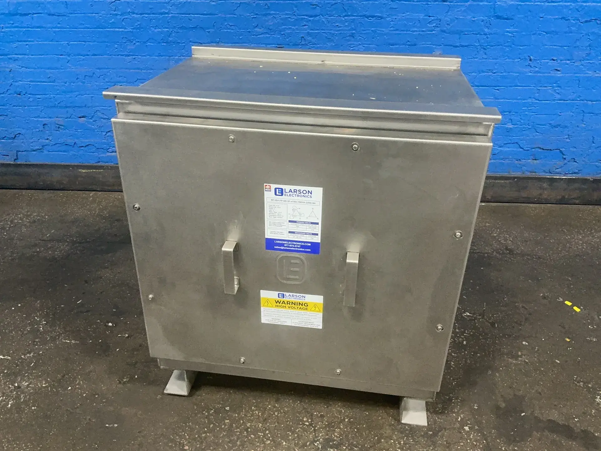 Used LARSON ELECTRIC MTISXFPSS3P415D15KVA230DN4 Distribution Transformers Ohio US | HGR 24 #1489714