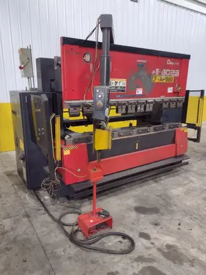 USED AMADA FBD8025NT