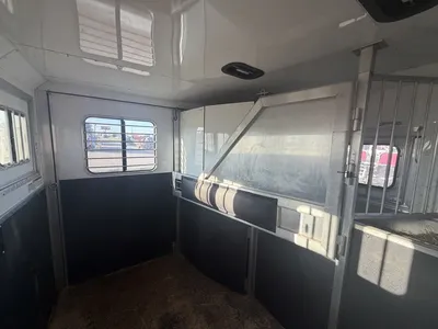 Used 2019 LAKOTA C839 HORSE TRAILER Livestock Trailers Minnesota US | Carco Truck & Equipment #1513943