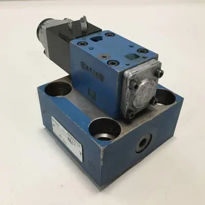 USED REXROTH 4WE6D51AG24N9K4