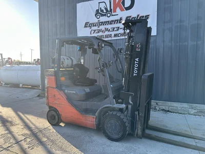 Used TOYOTA 8FGC35U-BCS Misc Forklifts Michigan US | KD Equipment Sales #1547840