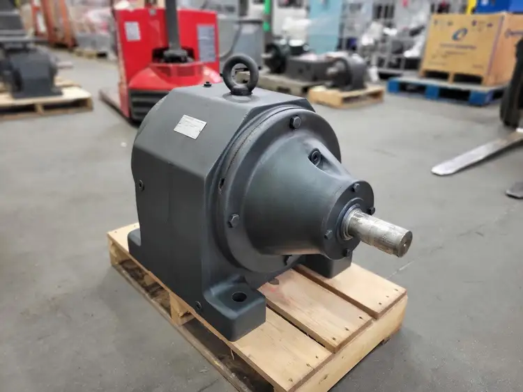 Used SEW-EURODRIVE R133 Gearboxes British Columbia CA | Lenmark #268386