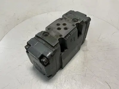 USED REXROTH 4WEH10E20/6AG-24N9ETK4/B10V