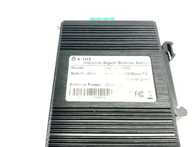 USED E-LINK MINIATURE 5-PORT GIGABIT ETHERNET SWITCH 4X10/100/1000BASE-TX
