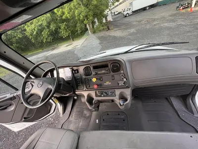 Used 2015 FREIGHTLINER M2-106 Tractors & Trailers Pennsylvania US | Monster Equipment #1370998