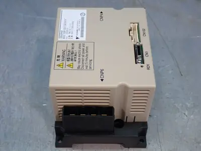 NEW YASKAWA ELECTRIC SGDRSDA710A01BY29