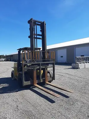 USED 2005 HYSTER H155XL2  – 15500 LB. PNEUMATIC FORKLIFT